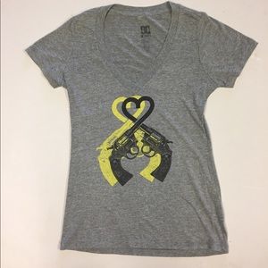 DC shoes pistol t-shirt